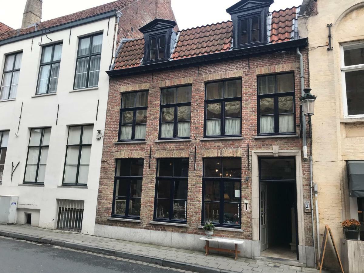 Guesthouse Dijver - Serene Escape In The Heart Of Historic Brugge Eksteriør billede